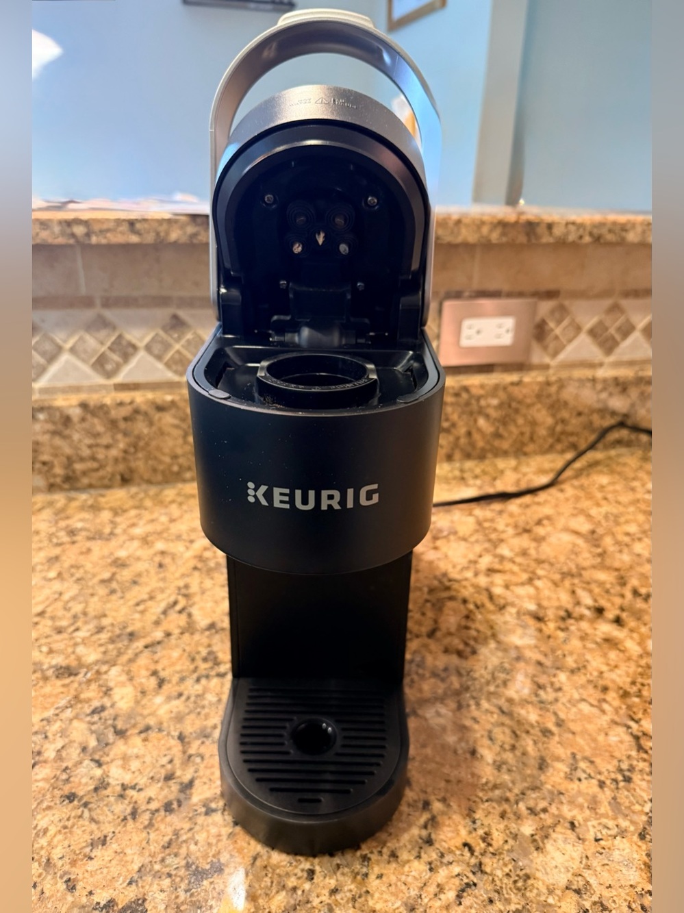 Keurig K-Express Single Serve Coffee Maker – Black (Gently Used)